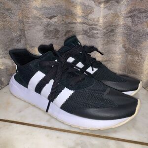 Adidas women’s  Flashback shoes size 8.5
